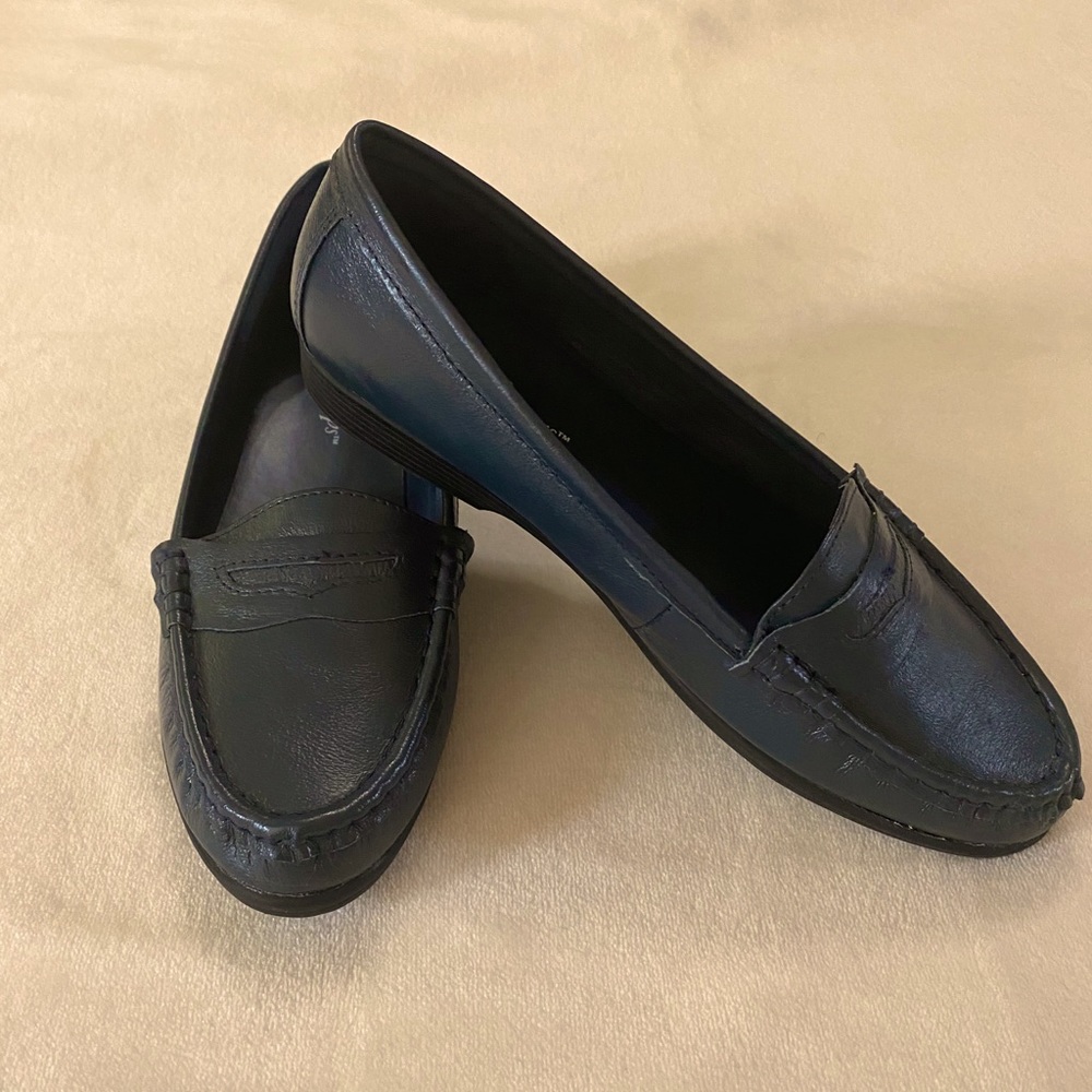 Angel Steps Bella Loafer - NWT